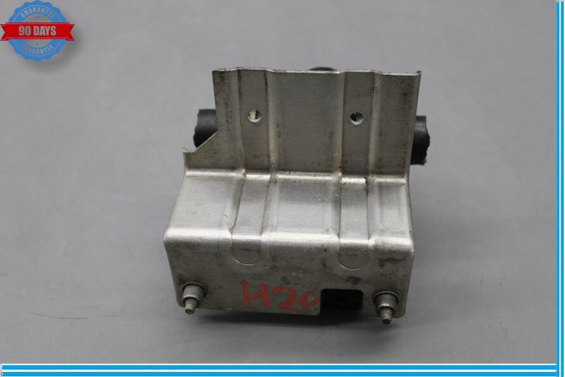 Load image into Gallery viewer, 12-20 Tesla Model S Water Pump Cooling System Electric Motor Assembly Oem
