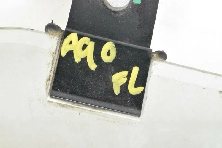 Load image into Gallery viewer, 07-13 Mercedes W221 S550 Front Left Driver Side Door Window Glass 43R00257 OEM
