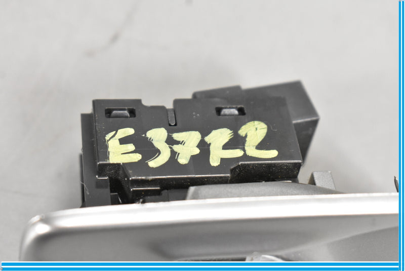 Load image into Gallery viewer, 09-12 Jaguar XF XFR X250 Rear Right Side Window Lift Control Switch Oem
