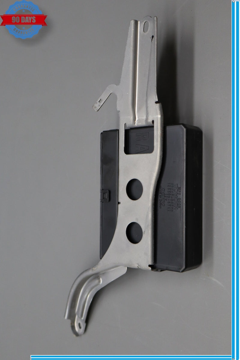 Load image into Gallery viewer, 07-09 Lexus LS460 LS460L Front Right Side Door Control Module Unit ECU Oem
