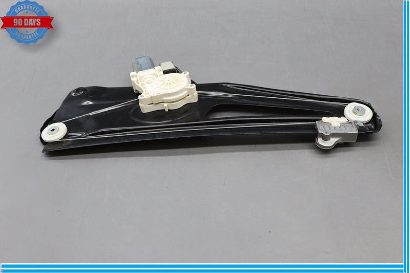 Load image into Gallery viewer, 10-12 Land Rover Range Rover HSE Rear Right Side Door Window Regulator Motor Oem
