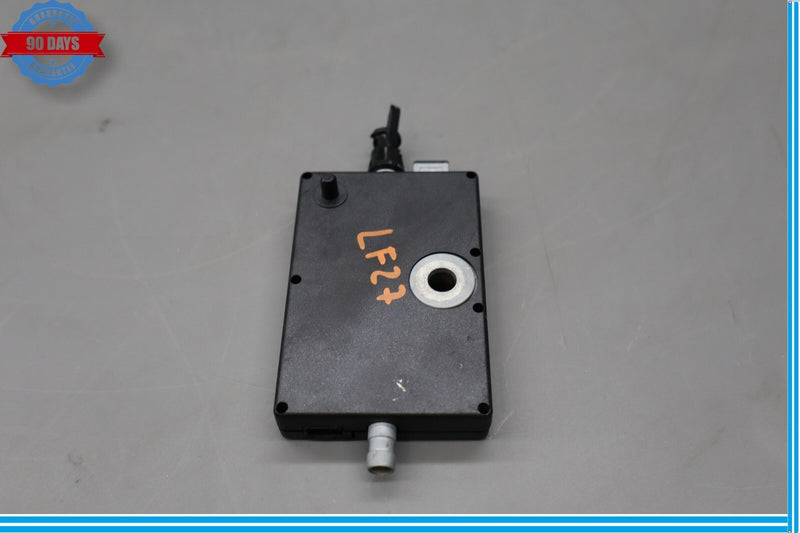 Load image into Gallery viewer, 03-08 Mercedes R230 SL500 SL55 AMG SL600 Antenna Amplifier Booster Module Oem
