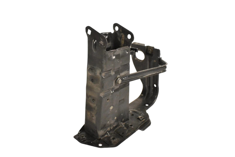Load image into Gallery viewer, 03-09 Mercedes CLK500 Front Right Bumper Reinforcement Bracket 2096201495 Oem
