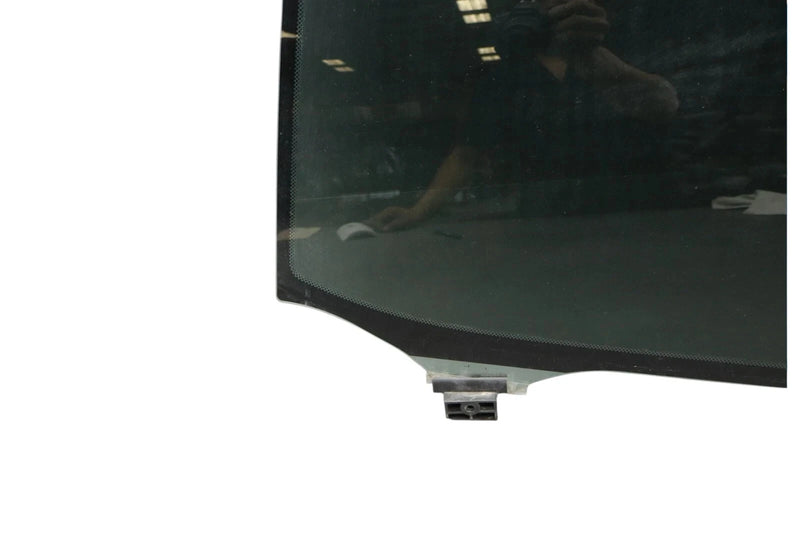 Load image into Gallery viewer, 14-21 BMW i3 i3s I01 Rear Right Passenger Side Door Window Glass 7288186 OEM
