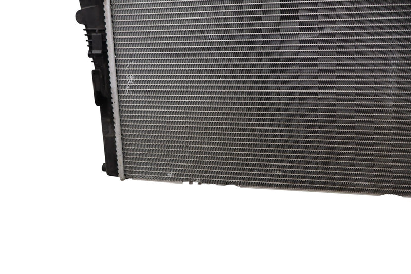 Load image into Gallery viewer, 14-21 BMW i3 i3s I01 REX Front Engine Water Cooling Radiator 17117600520 Oem
