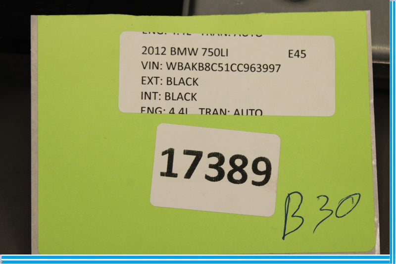 Load image into Gallery viewer, 09-15 BMW 750Li F01 F02 Front Left Side Seat Belt Retractor Module Control Oem
