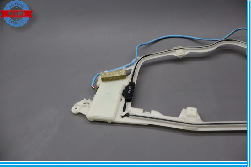 Load image into Gallery viewer, 00-06 Mercedes S600 W220 Rear Right Passenger Side Keyless Go Entry Antenna Oem
