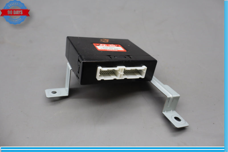 Load image into Gallery viewer, 11-13 Hyundai Equus Signature Rear Park Parking Assist Control Module Oem
