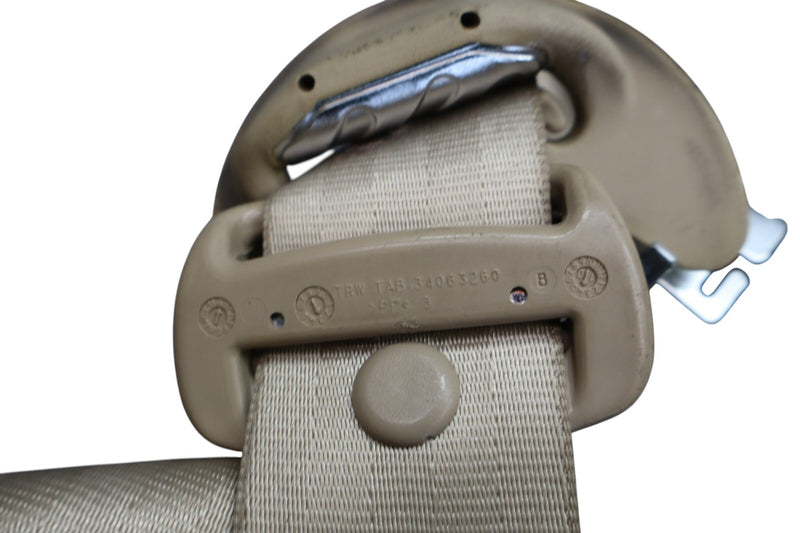 Load image into Gallery viewer, 11-13 Hyundai  Equus SIG Front Right Passenger Side Seat Belt Retractor Oem
