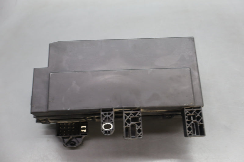Load image into Gallery viewer, 17-19 Jaguar XE Rear Trunk Cabin Relay Box Fusebox Power Distribution Oem
