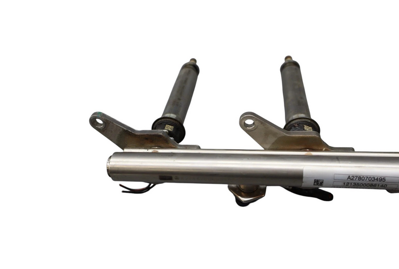 Load image into Gallery viewer, 11-18 Mercedes CLS550 W218 Right Side Fuel Injection Rail Line w/ Injectors Oem
