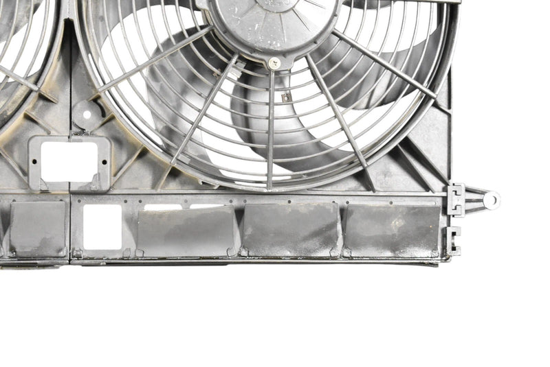 Load image into Gallery viewer, 05-08 Maserati Quattroporte M139 Engine Radiator Cooling Fan Motor Assembly Oem
