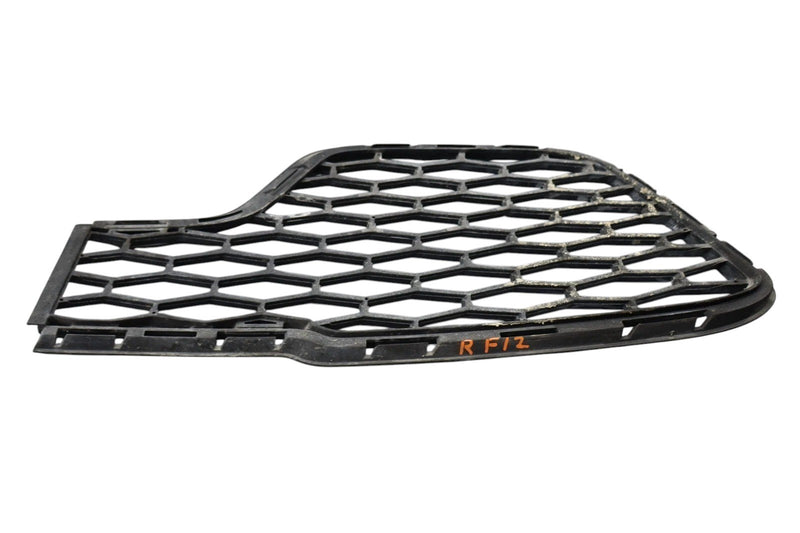 Load image into Gallery viewer, 14-20 Maserati Ghibli Front Right Side Bumper Grille Bezel Molding Cover Oem
