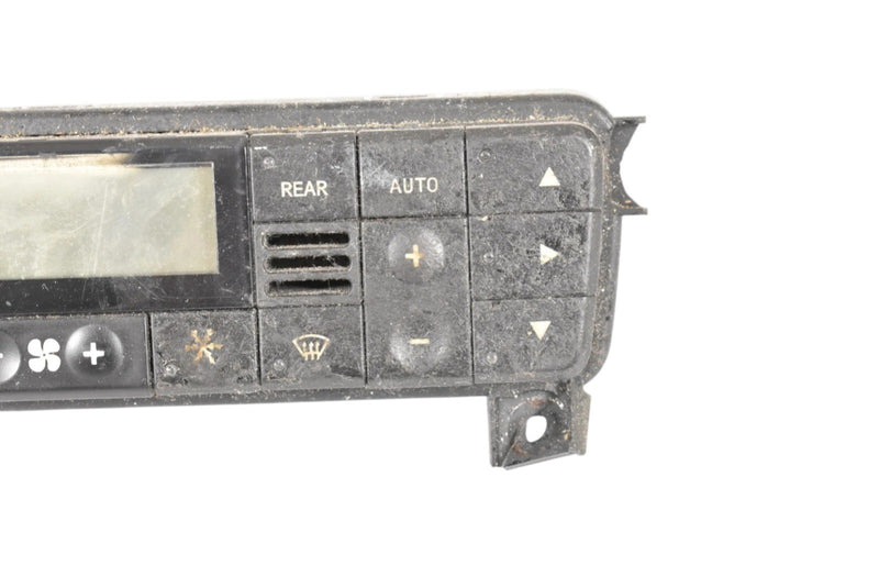 Load image into Gallery viewer, 04-19 Maserati Quattroporte GranCabrio AC A/C Heater Climate Control Switch Oem
