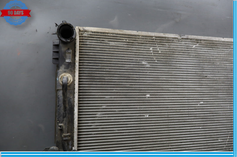 Load image into Gallery viewer, 12-16 Hyundai Equus Front Air Cooler Cooling Radiator Assembly 253103N820 Oem
