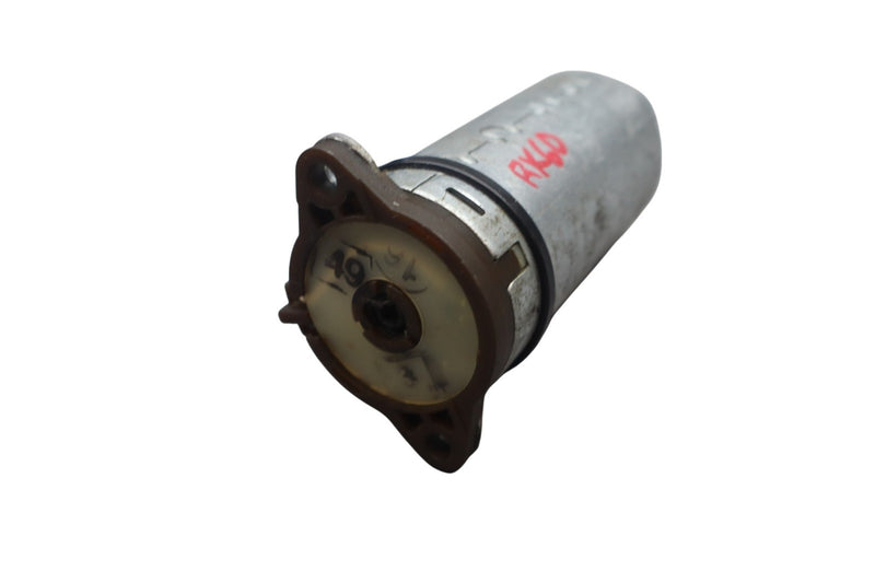 Load image into Gallery viewer, 03-12 Mercedes R230 SL500 Front Right Passenger Side Seat Adjustment Motor Oem
