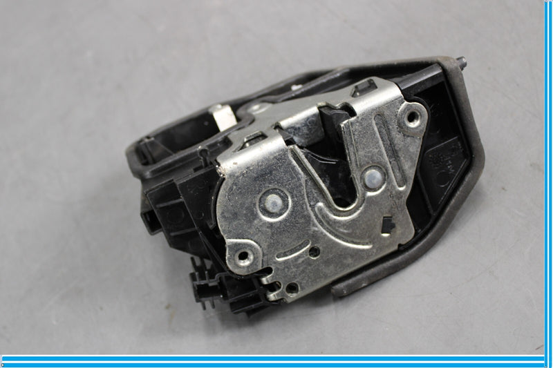 Load image into Gallery viewer, 07-13 BMW X5 E70 Rear Right Passenger Side Door Lock Latch Actuator Oem
