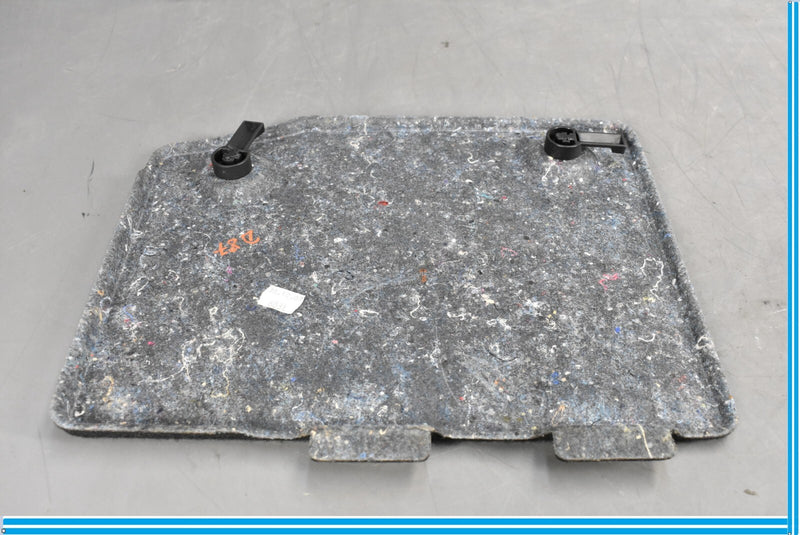 Load image into Gallery viewer, 06-11 Mercedes CLS550 CLS500 W219  Sedan Rear Side Trunk Carpet Access Cover Oem
