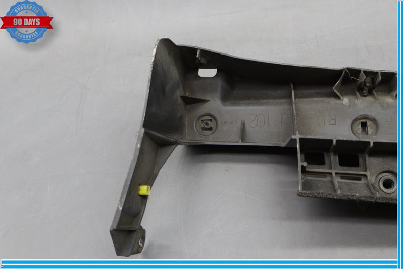 Load image into Gallery viewer, 07-09 Lexus LS460 XF40 Rear Right Lower Bumper Retainer Bracket 52565-50050 Oem
