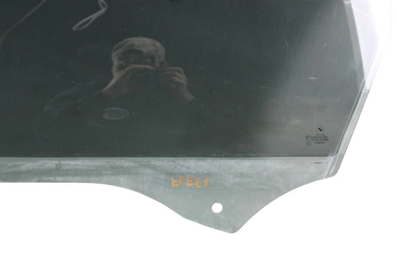 Load image into Gallery viewer, 14-18 BMW X5 F15 Front Left Driver Side Door Window Auto Glass 43R000263 OEM
