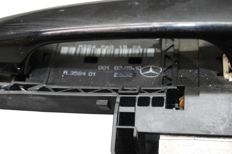 Load image into Gallery viewer, 06-16 Mercedes W212 E350 E550 Front Left Exterior Door Handle Keyless Go Oem
