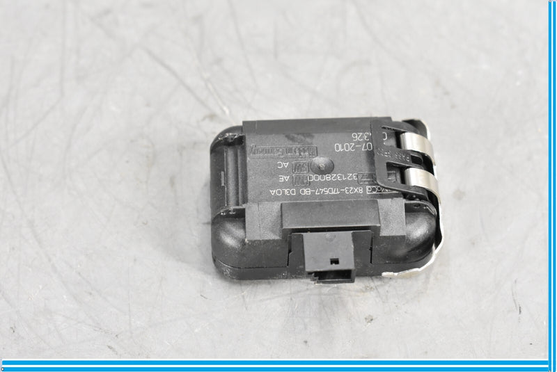 Load image into Gallery viewer, 09-15 Jaguar XJ XJL Front Windshield Rain Sensor Unit Module Unit ECU Oem
