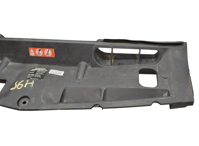 Load image into Gallery viewer, 08-14 Mercedes W204 C250 C300 Radiator Fan Shroud Upper Trim Cover Oem
