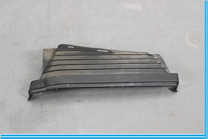 Load image into Gallery viewer, 11-18 Audi A8 Quattro Right Side Engine Air Intake Inner Duct Oem
