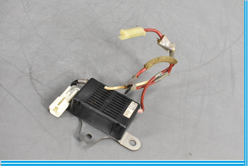 Load image into Gallery viewer, 07-09 Lexus LS460 Rear Left Driver SideRadio Receiver Noise Filter Oem
