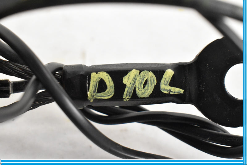 Load image into Gallery viewer, 08-15 MERCEDES C230 C250 C300 C350 C63 W204 LEFT DRIVER SEATBELT RECEIVER BLACK
