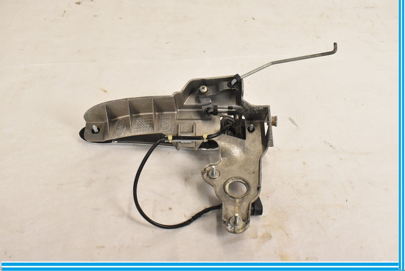 Load image into Gallery viewer, 04-08 Maserati Quattroporte Front Right Passenger Exterior Door Handle Oem
