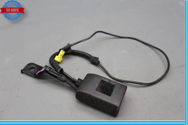 Load image into Gallery viewer, 12-19 Mercedes X166 GL450 GL550 Front Right Side Seat Belt Buckle Black Oem
