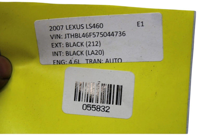 Load image into Gallery viewer, 11-17 Volkswagen VW Touareg Right Passenger Side CV Axle Shaft 7P0407271B Oem
