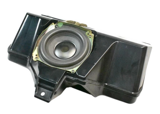 03-19 Maserati Quattroporte M139 Front Bose Subwoofer Speaker 447082 OEM