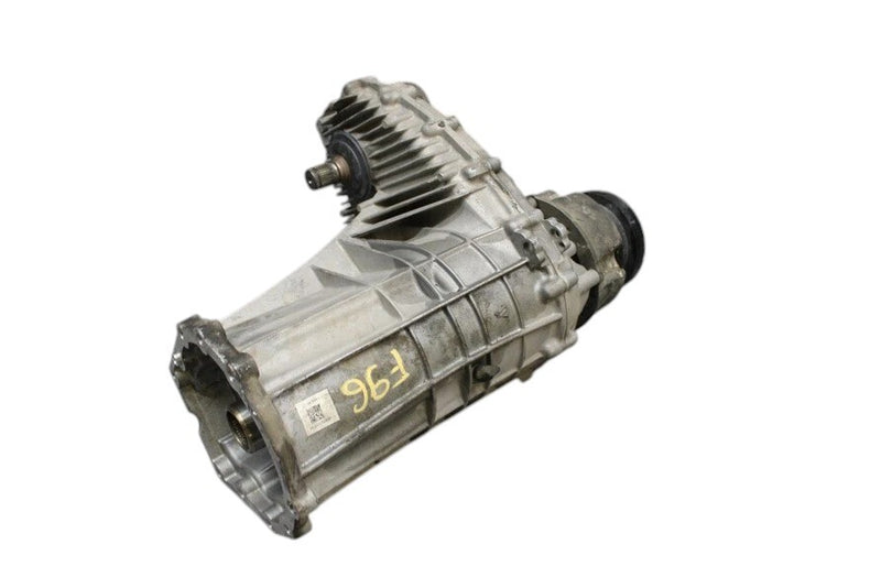 Load image into Gallery viewer, 11-17 Volkswagen VW Touareg Transfer Case Box Assembly 0BU341011R OEM
