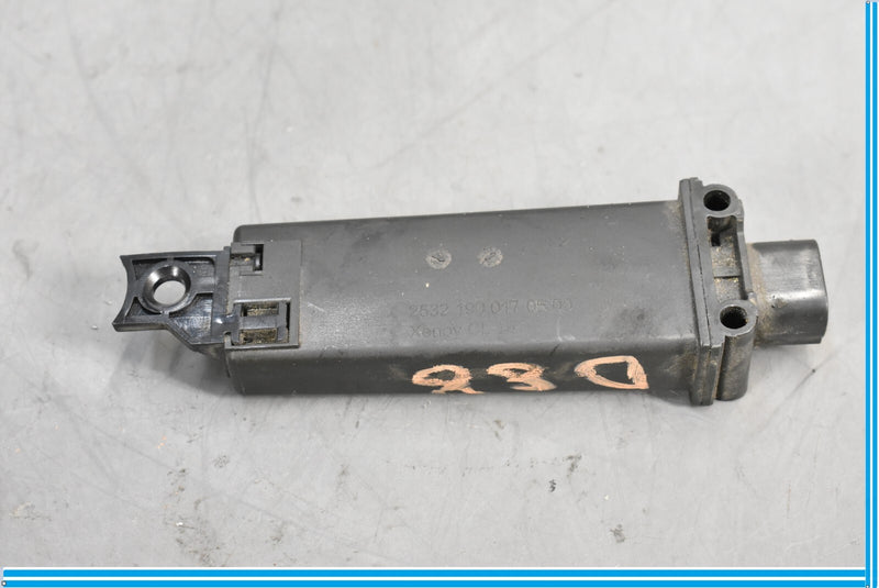 Load image into Gallery viewer, 04-08 Maserati Quattroporte Tire Pressure Monitor Module 191443 Oem
