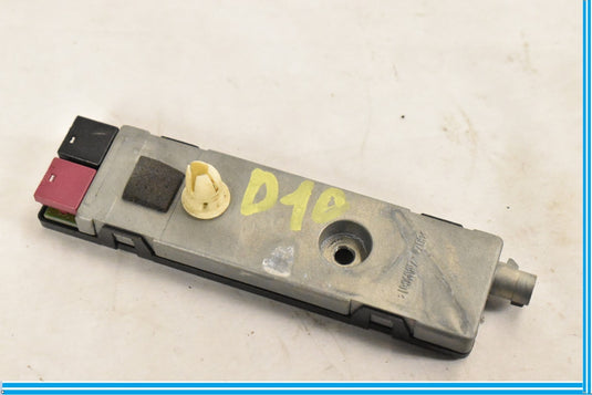 2009 Mercedes W204 C250 C300 Rear Left Driver Antenna Amplifier Booster OEM