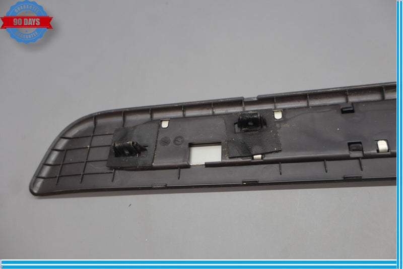 Load image into Gallery viewer, 15-16 Hyundai Genesis Front Left Driver Side Door Sill Scuff Plate Trim Oem
