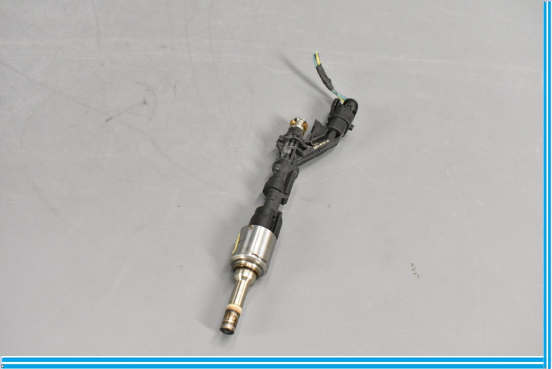 Load image into Gallery viewer, 10-19 Jaguar XJ XJL Range Rover Fuel Injector Only 1 Oem
