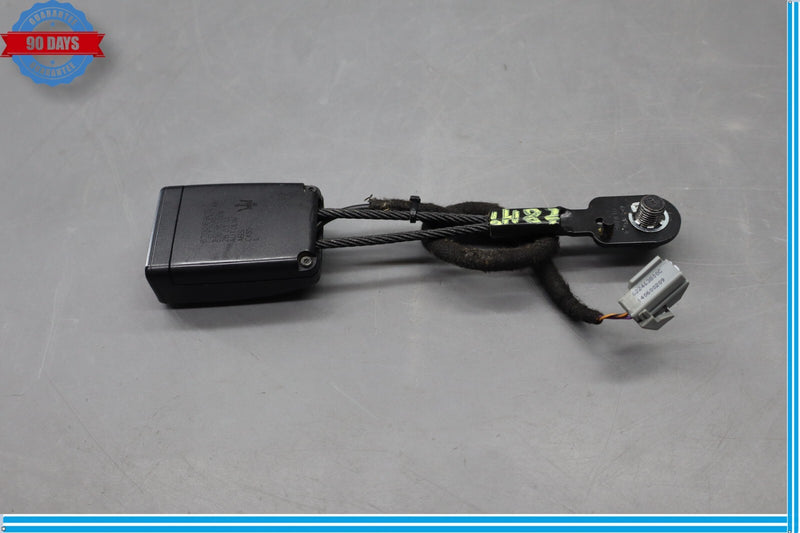 Load image into Gallery viewer, 14-22 Maserati Quattroporte Front Left Driver Side Seat Belt Buckle Oem
