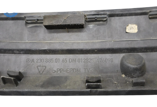 03-06 Mercedes R230 SL500 Rear Center Bumper Cover Support A2308850165 Oem