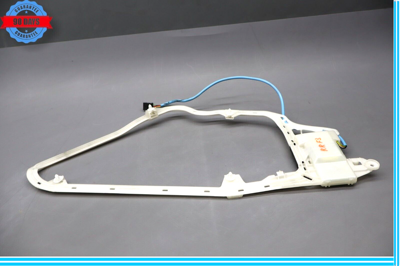 Load image into Gallery viewer, 00-06 Mercedes S600 W220 Rear Right Passenger Side Keyless Go Entry Antenna Oem
