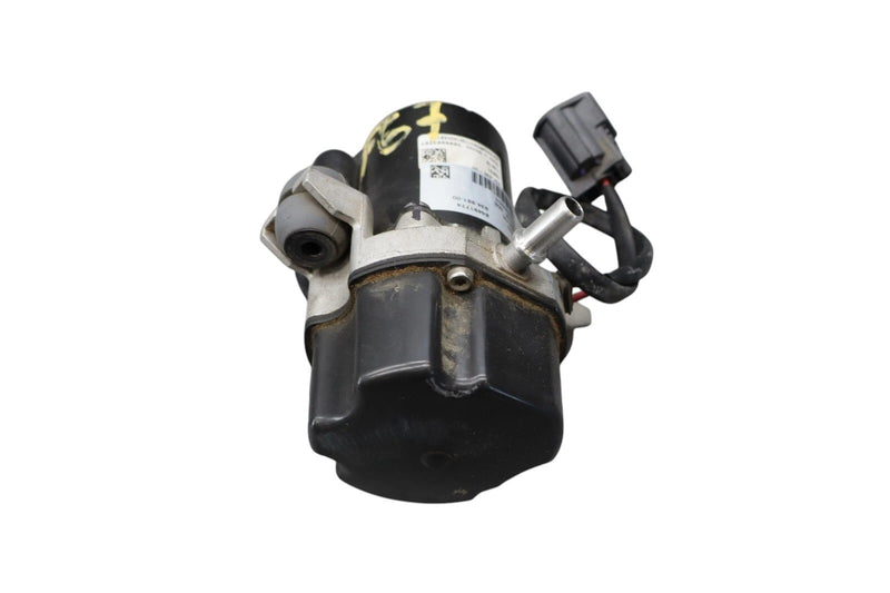 Load image into Gallery viewer, 18-21 Buick Enclave Avenir 3.6L Power Brake Booster Vaccum Pump 84491774 Oem
