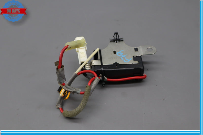 Load image into Gallery viewer, 07-09 Lexus LS460 LS460L Rear Left Driver Side Radio Receiver Noise Filter Oem
