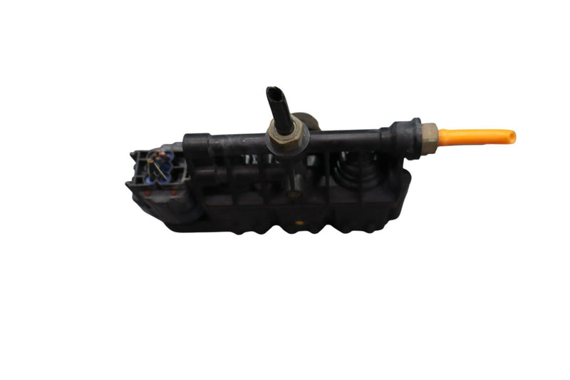 Load image into Gallery viewer, 05-16 Land Rover Range Rover Sport Air Suspension Valve Block Airmatic Oem
