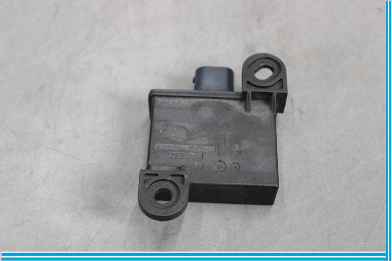 Load image into Gallery viewer, 09-15 BMW 750Li F01 F02 Front Right Passenger Tire Pressure Monitor Sensor Oem
