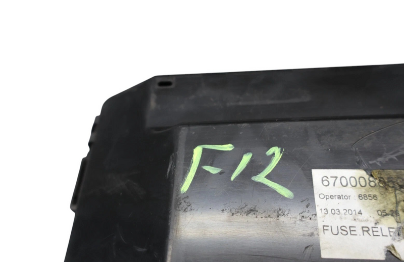 Load image into Gallery viewer, 14-17 Maserati Ghibli Engine Fuse Box Battery Relay Junction 670008650 Oem
