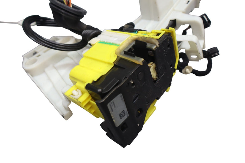 Load image into Gallery viewer, 17-25 Alfa Romeo Giulia Front Right Passenger Door Lock Latch Actuator Oem
