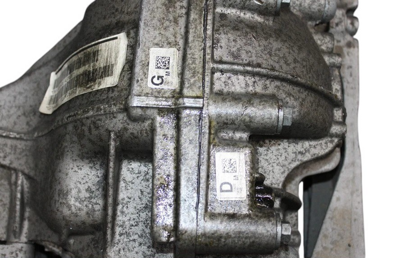 Load image into Gallery viewer, 03-18 Bentley Continental GT GTC 6.0L Rear Differential Diff Axle Carrier OEM
