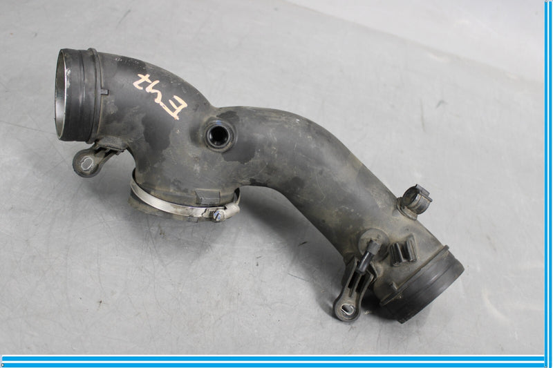 Load image into Gallery viewer, 11-12 Audi A8 Center Air Intake Hose Tube Suction Pipe 4H0129711D Oem
